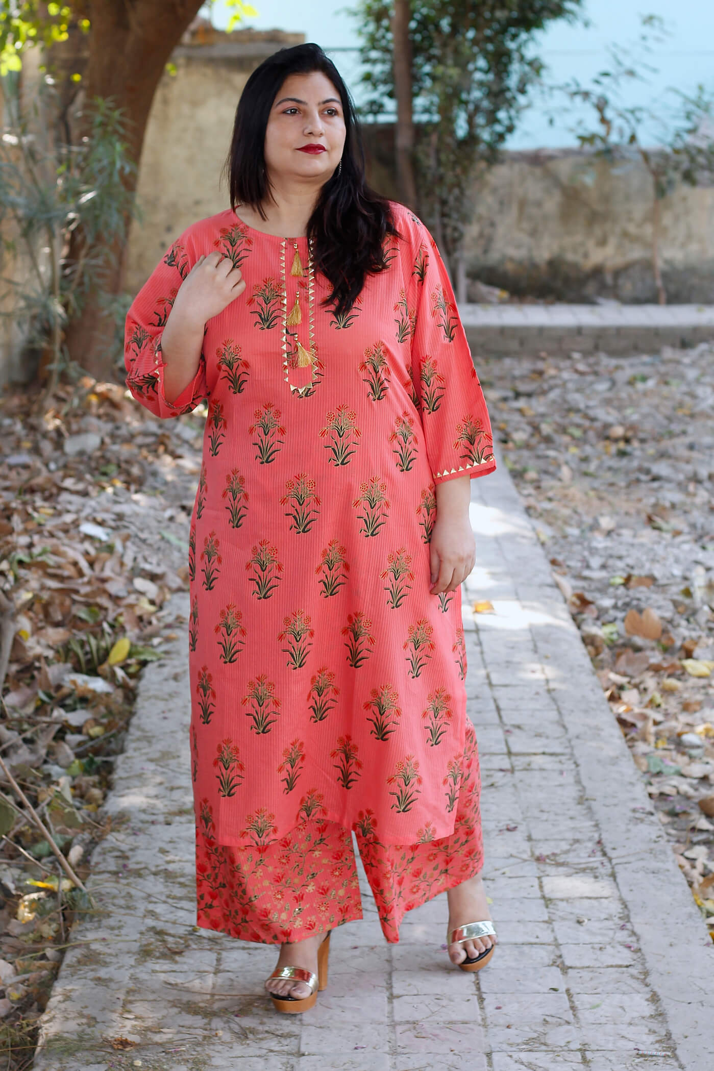Buy Jaipur Kurti Women Beige and Red Solid Straight Chanderi Kurta with  Palazzo and Dupatta Online.