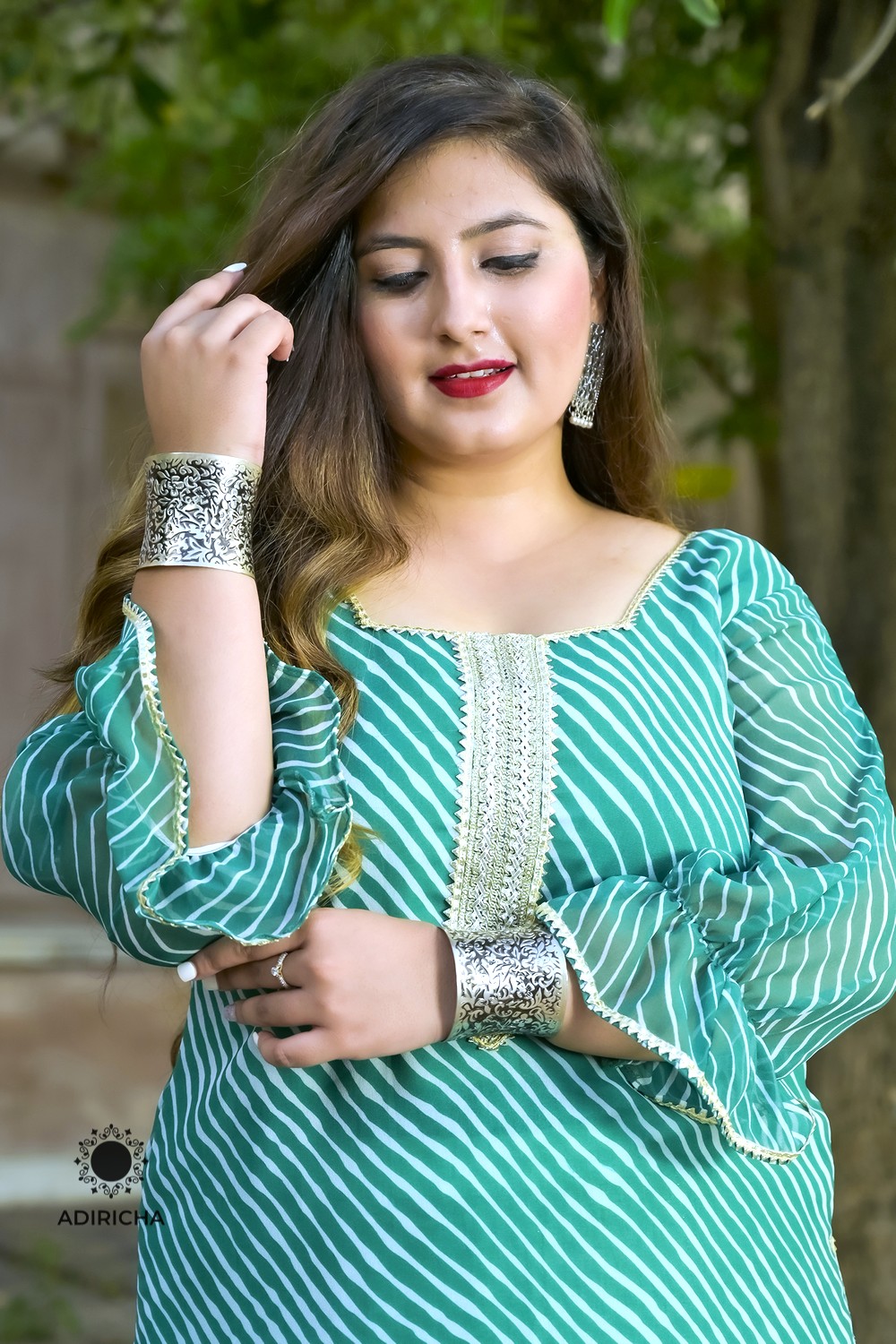 shop-now-green-leheriya-skirt-set-adiricha