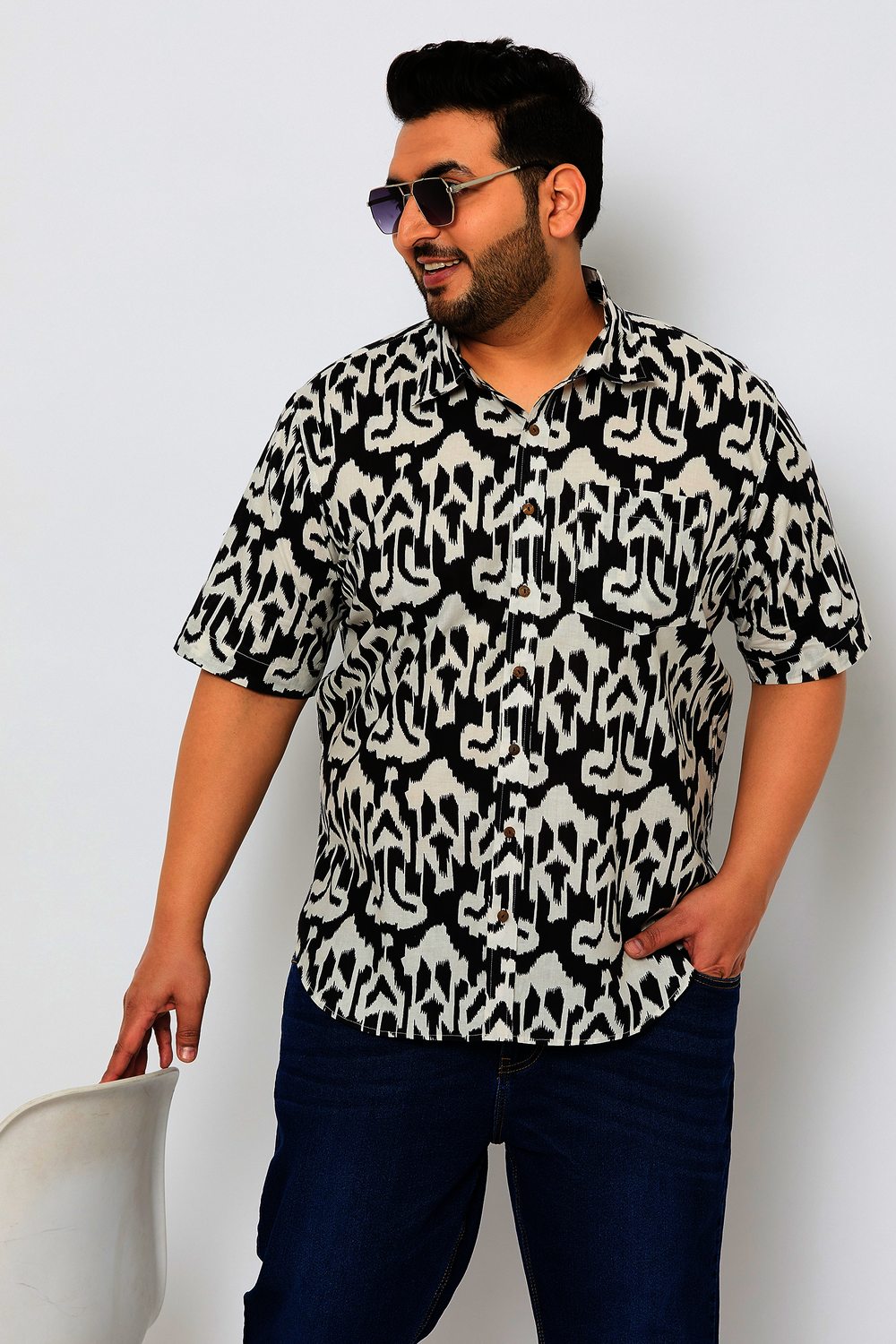 Plus Size White Ikat Cotton Men Shirt